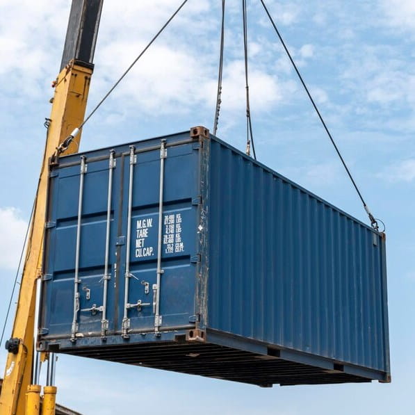 zawiesia linowe użyte do przeniesienia kontenera.jpg